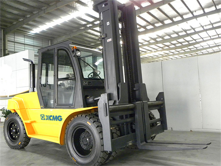 XCMG new 8 ton diesel forklifts FD80T China diesel forklift truck machine with spare parts for sale